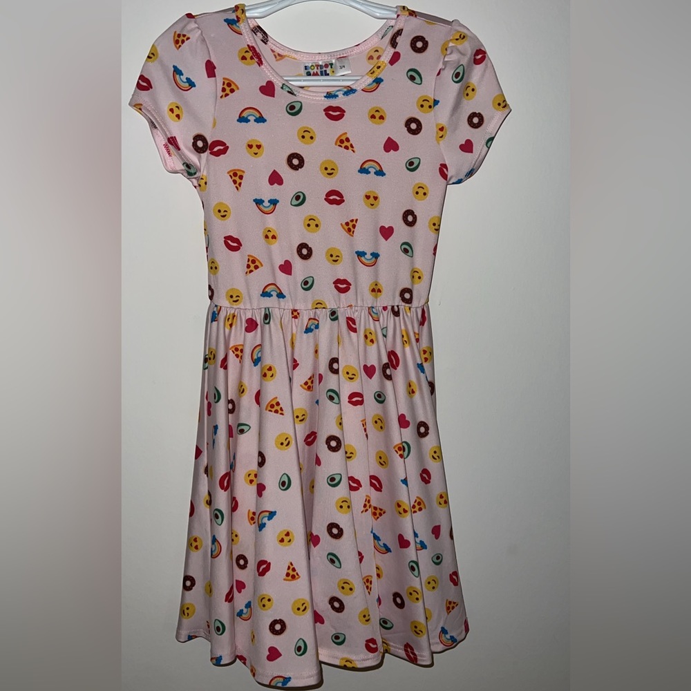 Dot dot smile cap sleeve dress